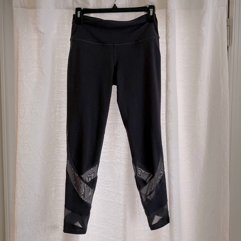 Victorias Secret Knockout Leggings